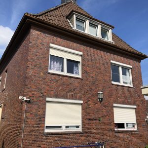 3 Wohnungen mit  18 Garagen in 26723 Emden