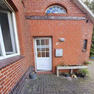 Wohn-Geschäftshaus für zwei große Familien mit Gewerbefläche & Ausbaupotenzial  26835 Neukamperfehn – Samtgemeinde Hesel, Landkreis Leer, Niedersachsen